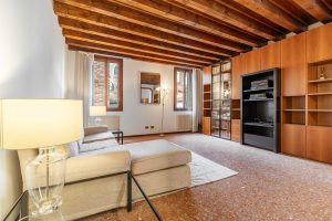 Santa Maria Mater Domini apartment